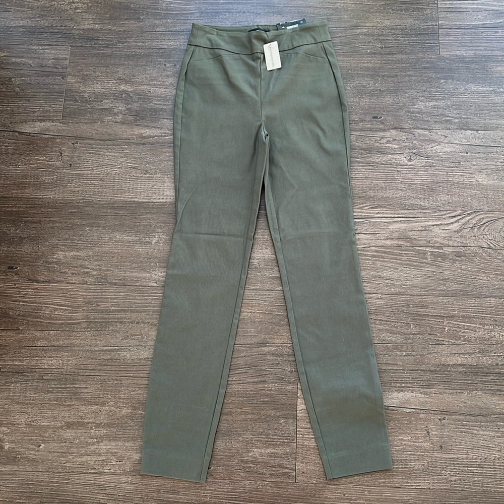 RW&CO Women’s Legging Pant Size XS Green